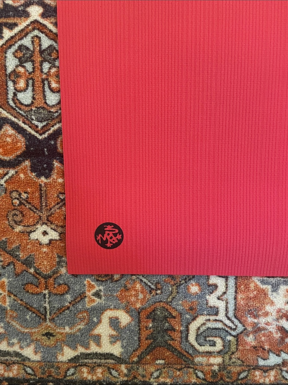 Manduka PROlite Yoga Mat 4.7mm Coral Pink - Picture 5 of 7